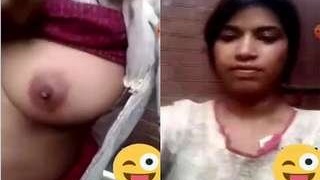 Beautiful Pakistani woman reveals her breasts