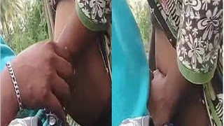 Desi couple's passionate street romance leads to hot sex