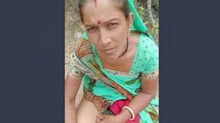 Randi from the Desi village gives a blowjob in this video