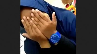 Innocent girlfriend gets fingered by her boyfriend in a steamy video