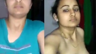 Indian woman in the bathroom: Bhabi gets naughty