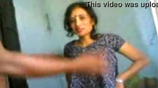 Naughty bhabhi and her stepbrother's steamy Hindi blue film