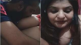 Desi Bhabhi gets a blowjob and fucked in a steamy video