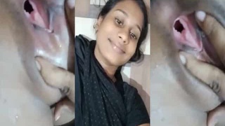 Live stream of a naughty girl's bare pussy in the bathroom