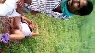 Outdoor sex video of a local couple in dehati