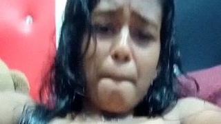Tamil beauty gives solo masturbation with sexy nude video