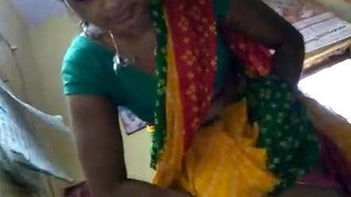 Desi servant gets fucked in hot sex video