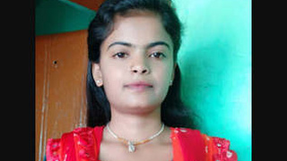 Adorable Indian girl performs a sensual blowjob in a video