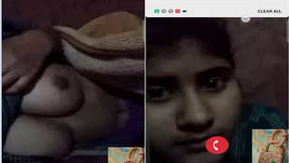 Exclusive Indian amateur shows off her boobs on Facebook