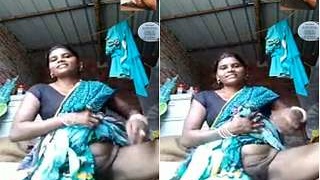 Desi bhabhi reveals her body in exclusive video call series