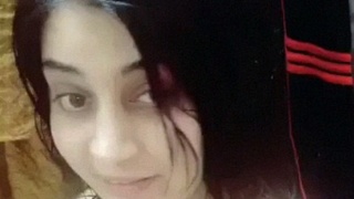 Nude Pakistani girl's selfie video with fingering