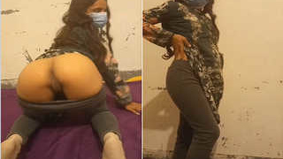 Amateur Indian girl flaunts her big ass in exclusive video