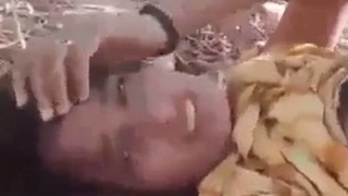 Outdoor sex video of Indian couple exploring their wild side