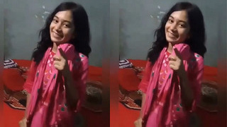 Amateur Indian girl's wet pussy pleasures in village video
