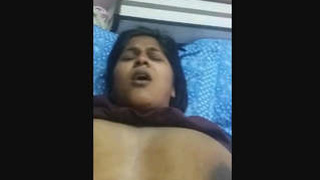 Watch this curvy desi babe in action in lots of videos