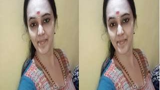 Mallu babe flaunts her breasts in a video call