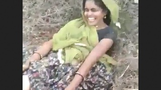 Bhabi in village gets fucked outdoors