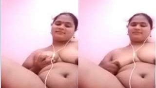 Telugu wife masturbates on video call with fingers