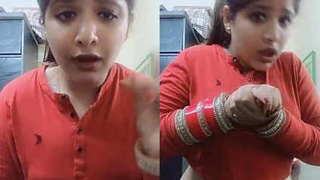 Chubby girl with a big, open navel hole gets naughty