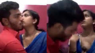 Indian girl gives a titjob at a cybercafe