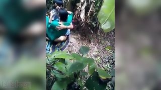 Bhabhi and her husband enjoy outdoor sex on their honeymoon
