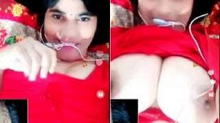 Punjabi girl flaunts her big boobs in exclusive video call
