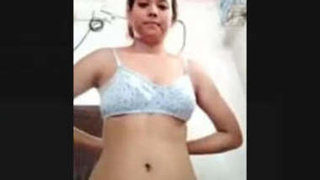 Assamese girl in Guwahati teases boyfriend with sexy moves
