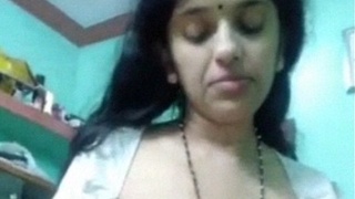 Cheating Indian wife's big tits and mature body on full display