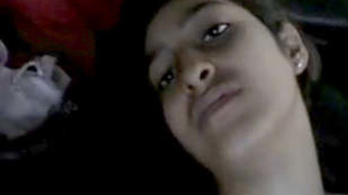 Desi girl gets fucked in the car