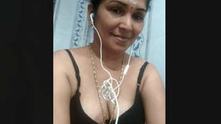 Desi Bhabhi's intimate selfie video series continues