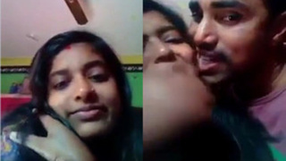 Indian couple indulges in passionate kissing before having sex