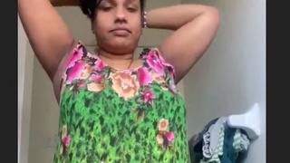 Aunty with a curvy body gets naughty in the village