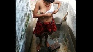 First-time video of a young girl taking a bath in secret