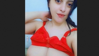 Beautiful Pakistani girl with big breasts in a steamy video