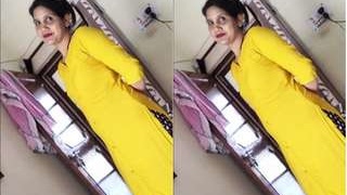 Amateur Desi teacher gets fucked hard by her lover