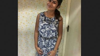 Cute desi girl with big boobs gets naughty