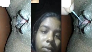 Desi Mms video of a Bangladeshi girl pleasuring herself on camera