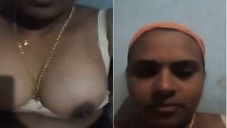 Exclusive nude video of a sexy bhabhi from the south