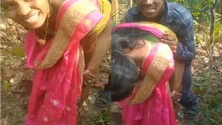 Indian couple has sex outdoors in front of others