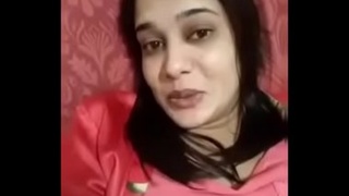 Horny Indian girl on cam with deepthroat and pussy play