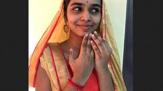 Cute Desi teen in video for fans