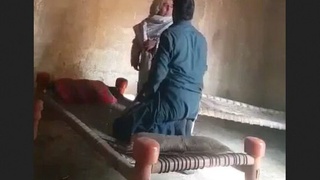 Older Pakistani woman has sex with a young man