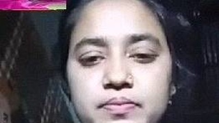 Indian girl's nude selfie goes viral on social media