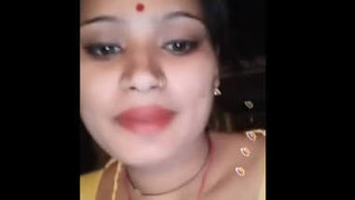 Desi bhabi's cute face during sex