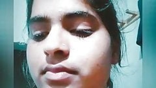 Cute desi teen Rajni's face gets roasted in hot video