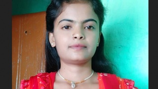 Cute Indian girl gets fucked in hot video