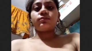 Bhabi takes a big load in her mouth