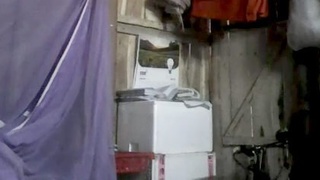 Desi aunty's quick and dirty village fucking video