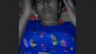 Desi wife gets fucked in a village