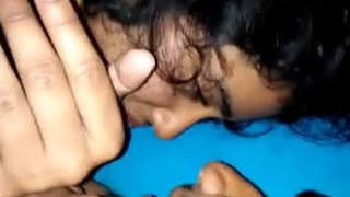 Bangali babe gets fucked and sucks in a steamy video